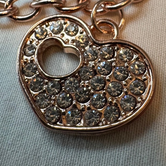 Swarovski Crystal Heart Charm Bracelet - Rose Gold with travel size jewelry box - Picture 2 of 10